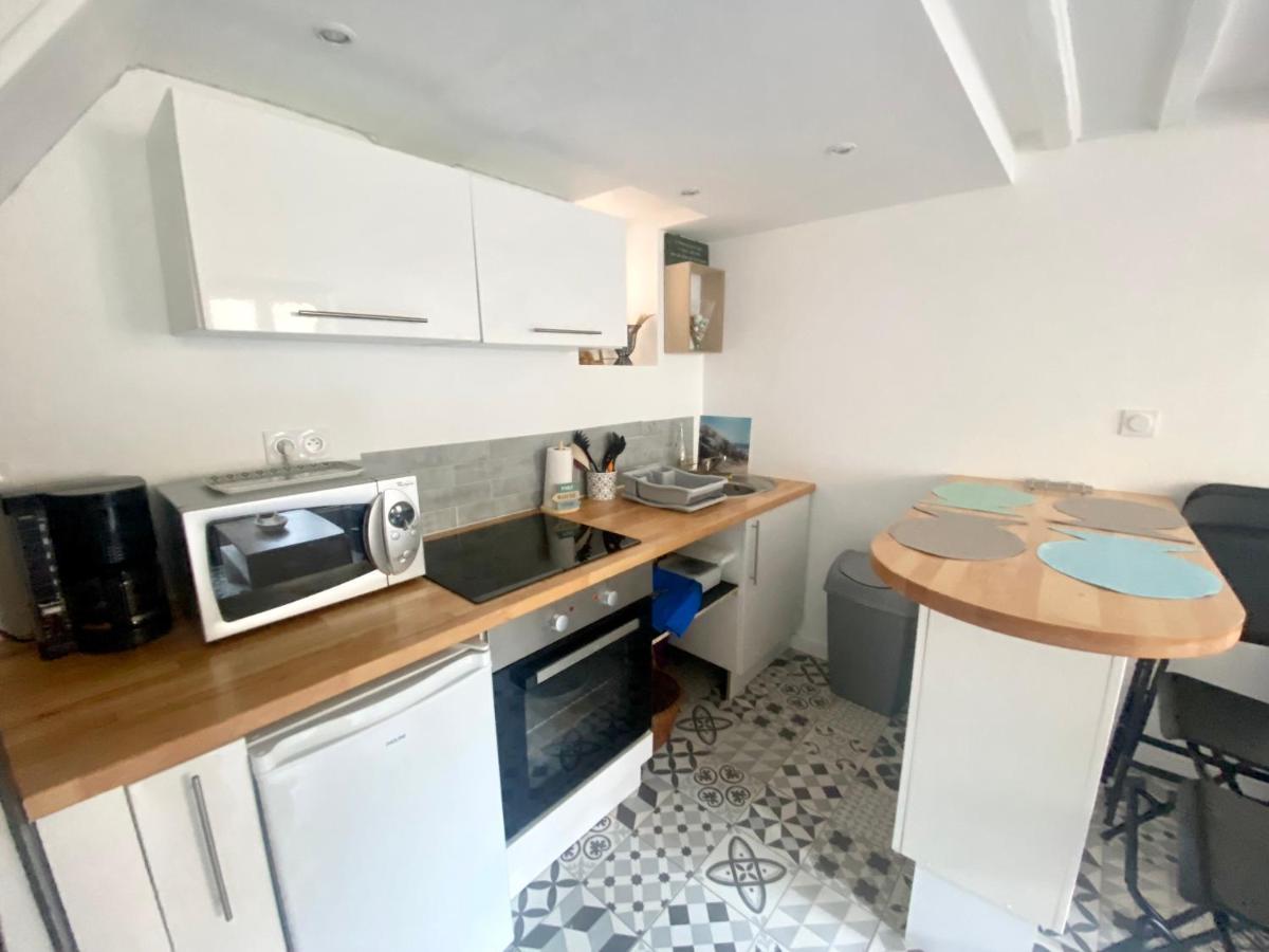 Charmante Maison Au Coeur De Villerville Esterno foto