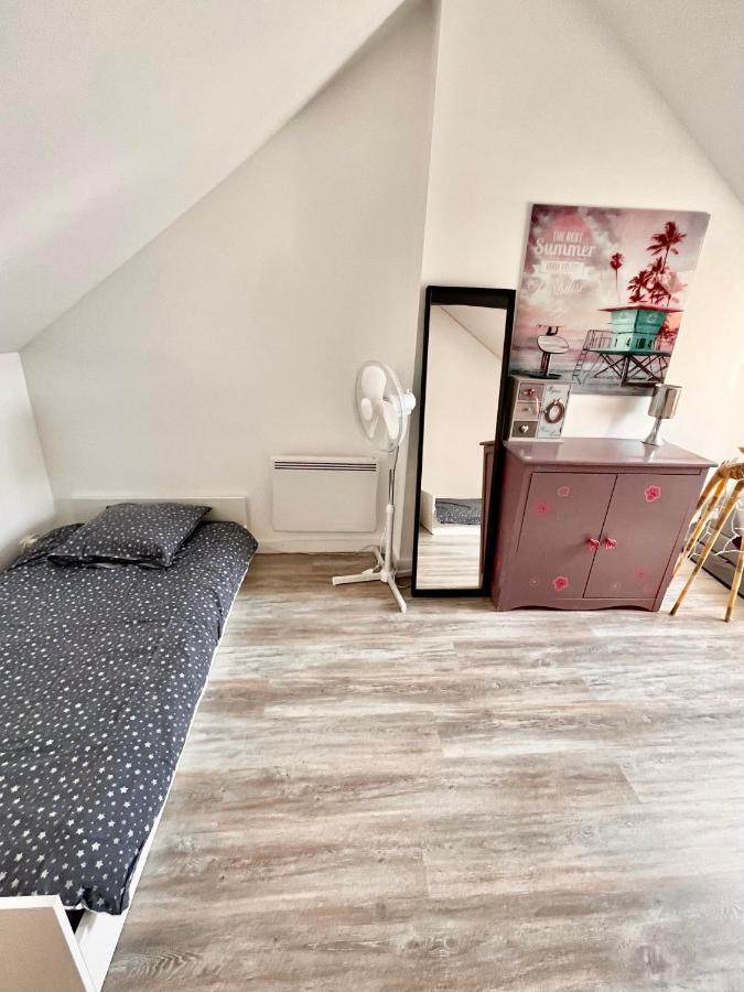 Charmante Maison Au Coeur De Villerville Esterno foto
